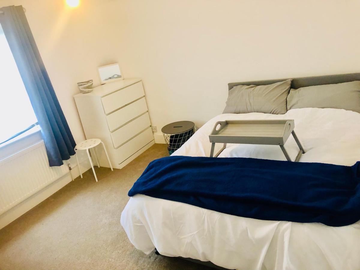 Charming Town Centre 3 Double Beds Home Free Parking 汤布里奇 外观 照片