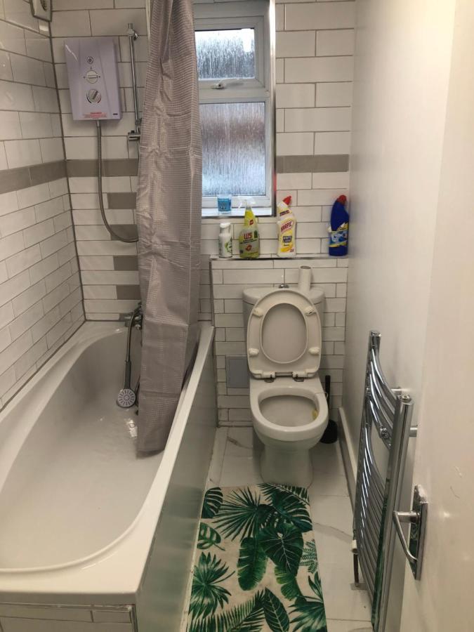 Charming Town Centre 3 Double Beds Home Free Parking 汤布里奇 外观 照片