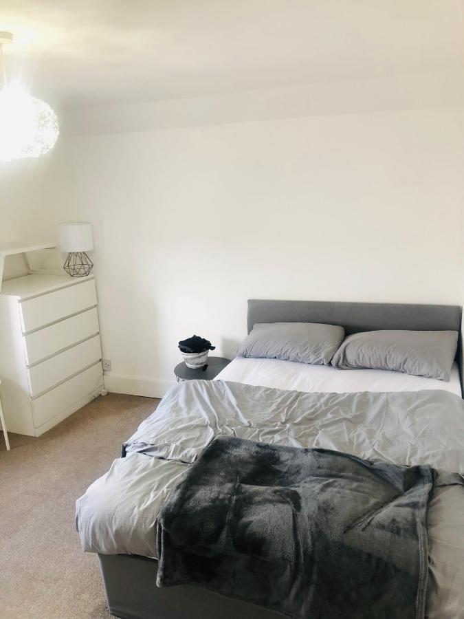 Charming Town Centre 3 Double Beds Home Free Parking 汤布里奇 外观 照片